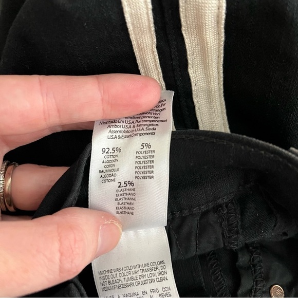 MOTHER x REVOLVE The Insider Crop Step Fray in Guilty Racer - Picture 12 of 14